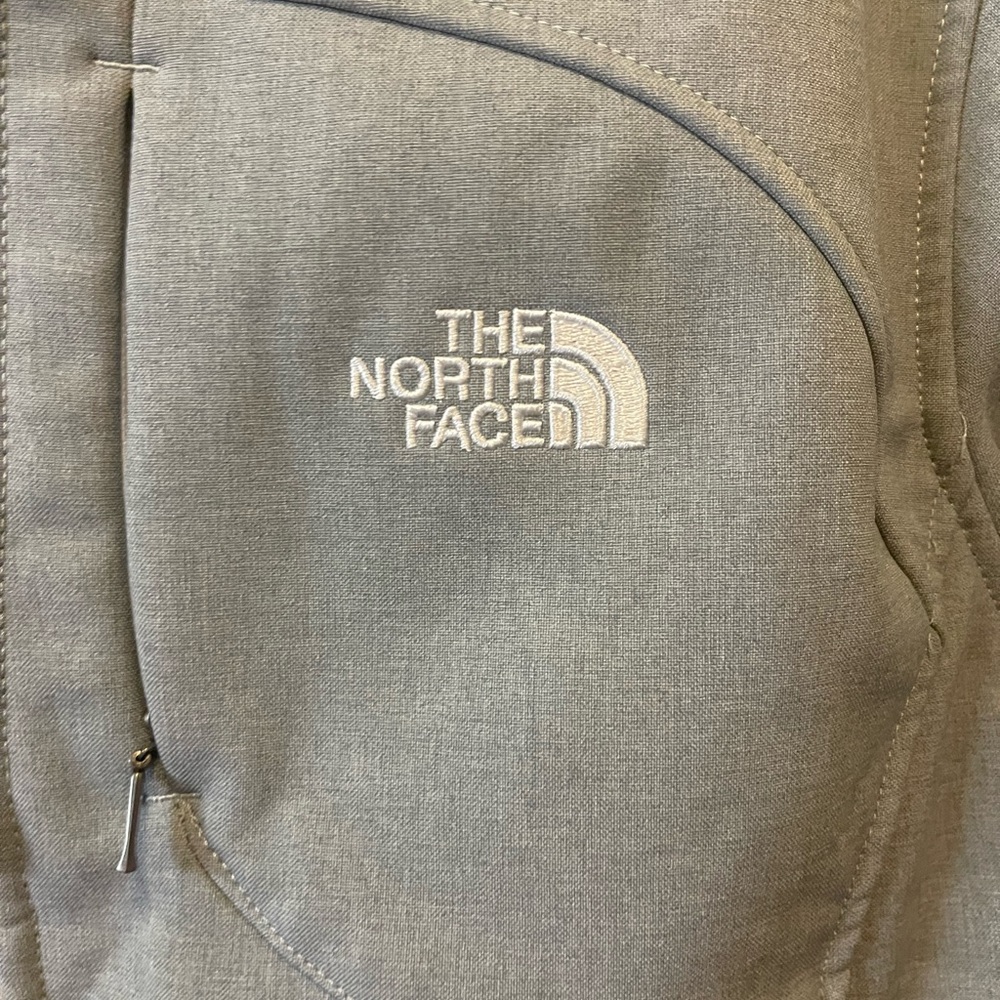 Soft Shell Northface Jacket - image 3
